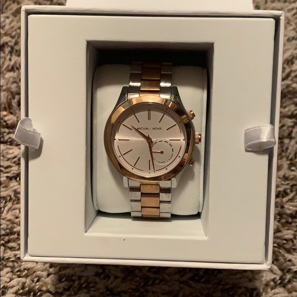MK smartwatch